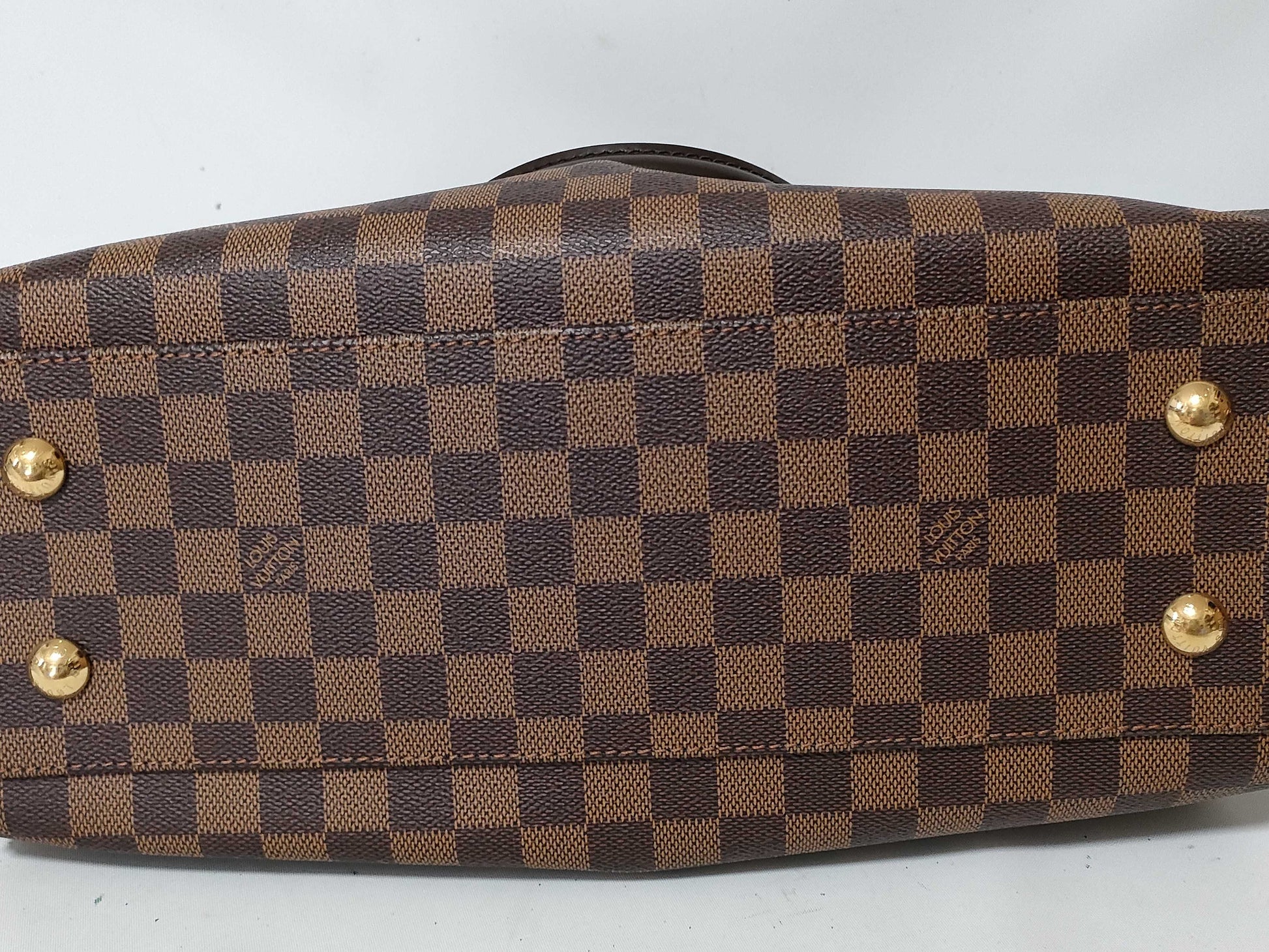 LOUIS VUITTON Damier LV Trevi PM Strap Handbag