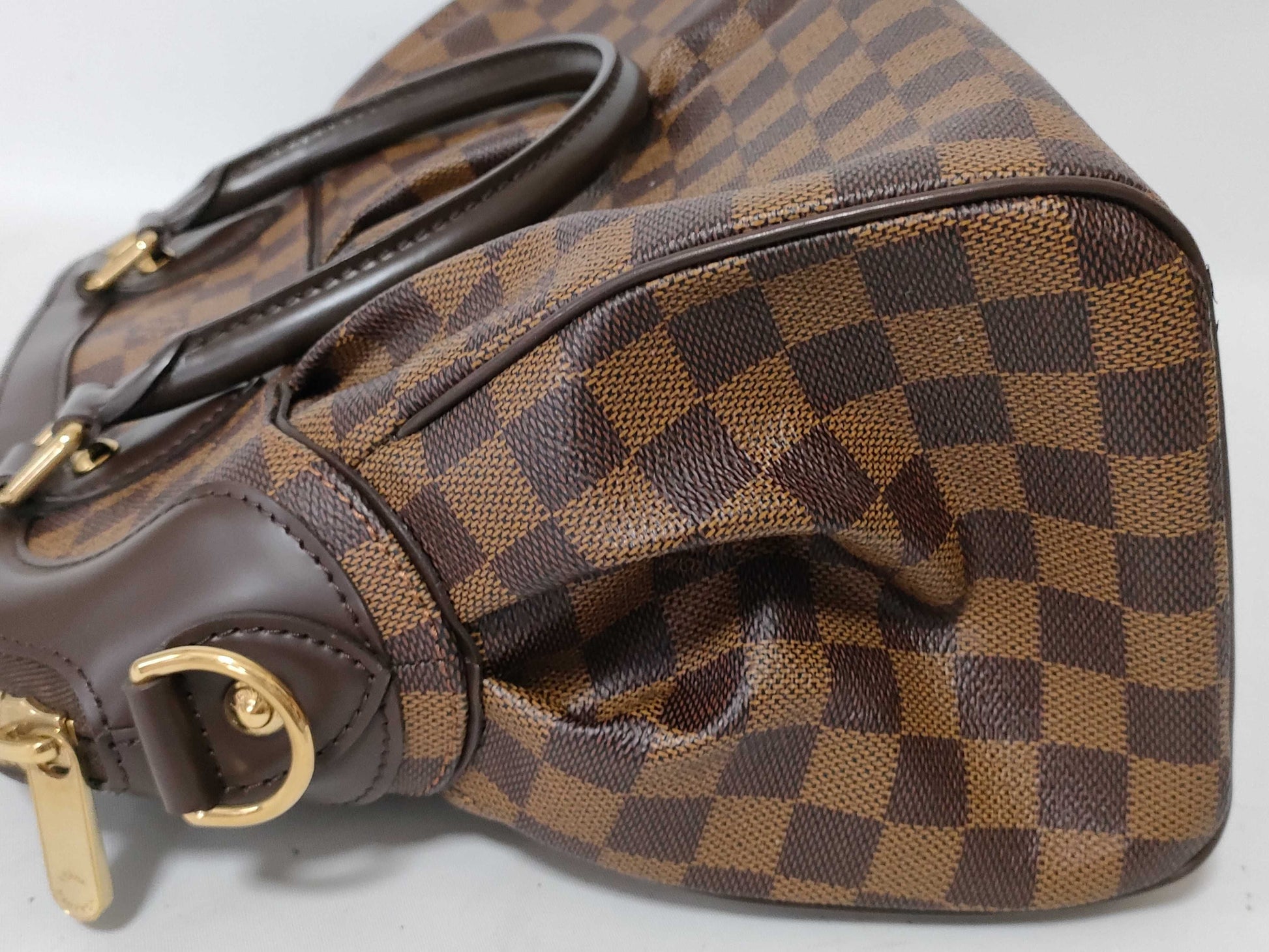 LOUIS VUITTON Damier LV Trevi PM Strap Handbag