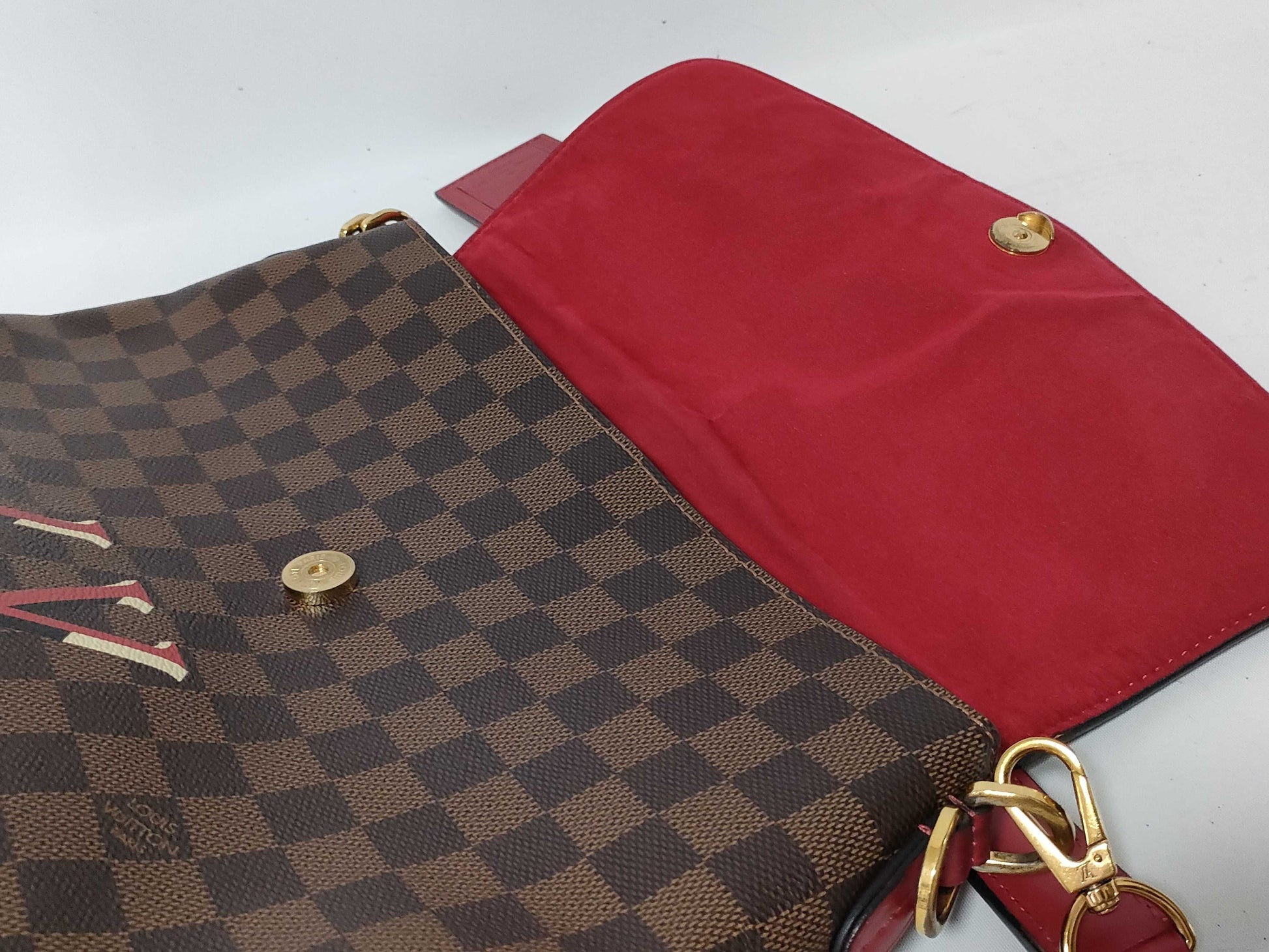 LOUIS VUITTON Damier LV Bobur Scarlet Handle Strap Name Tag Handbag