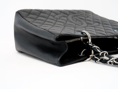 CHANEL GST Serial Silver Hardware Caviar Leather Chain Tote Bag