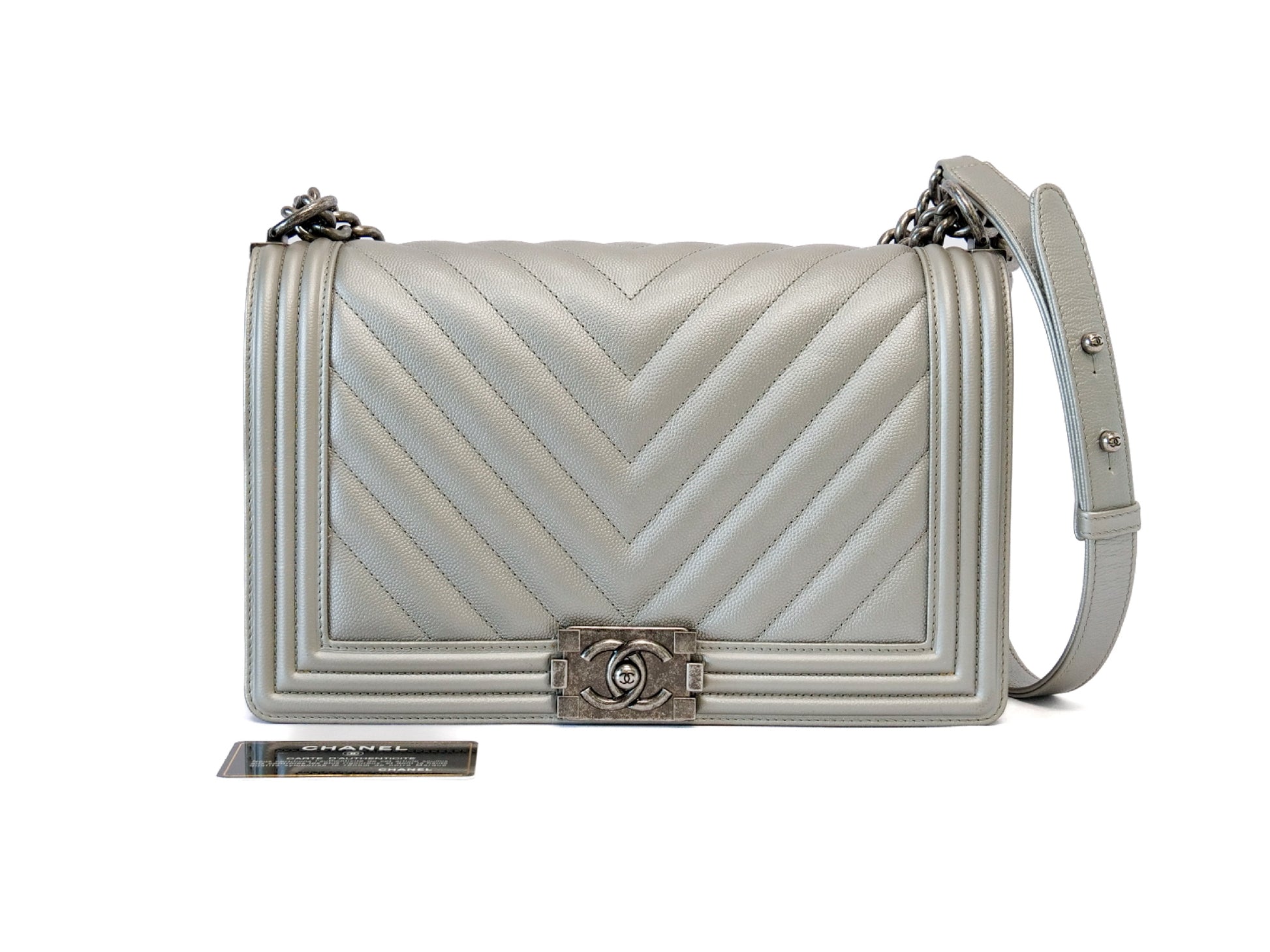 CHANEL Boy Chanel 25 Caviar Leather 22 Series V-Stitch Chevron Shoulder Bag