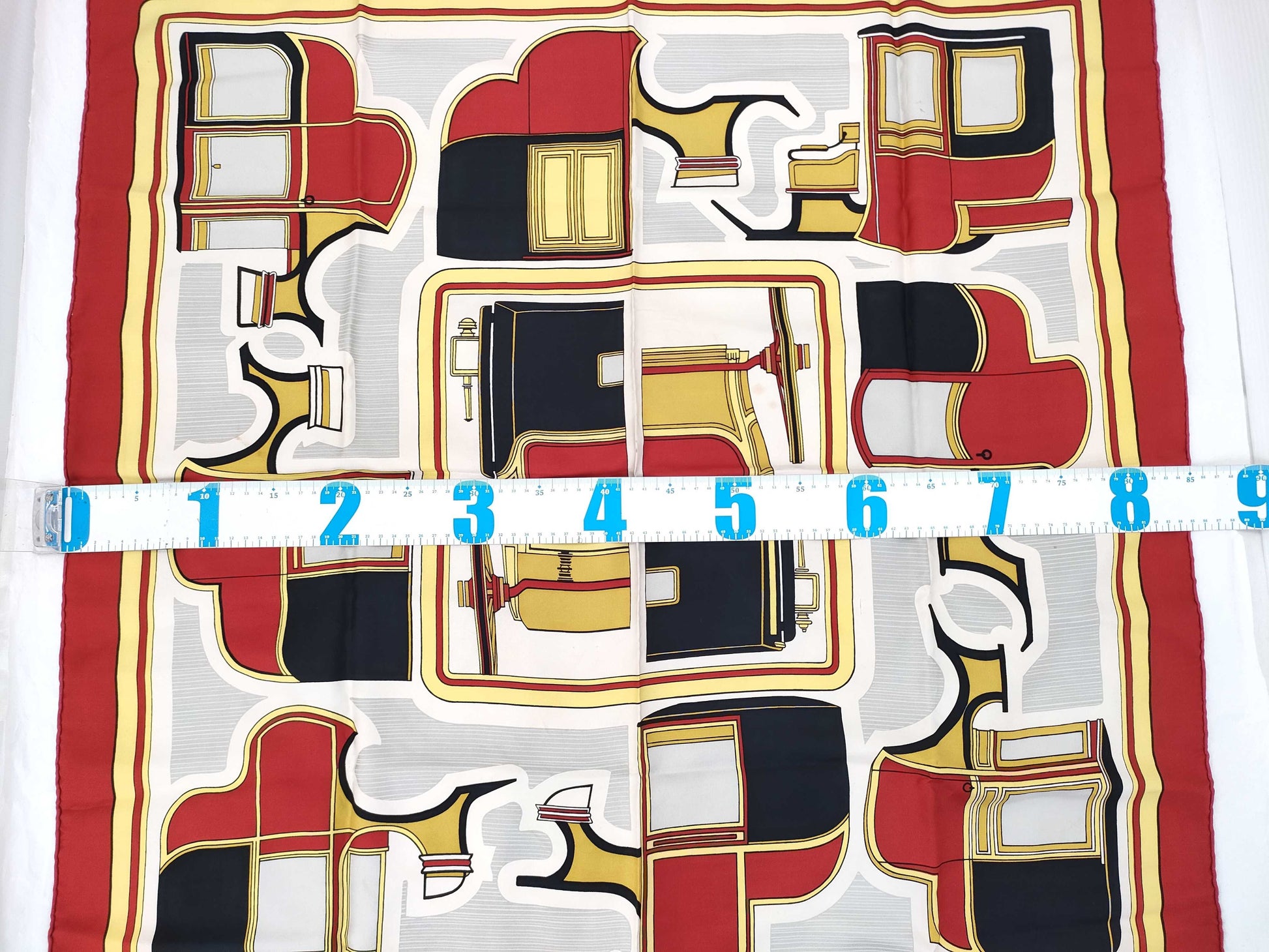 HERMES Carre HERMES Hermes Carre 90 LES COUPES Coupe Scarf