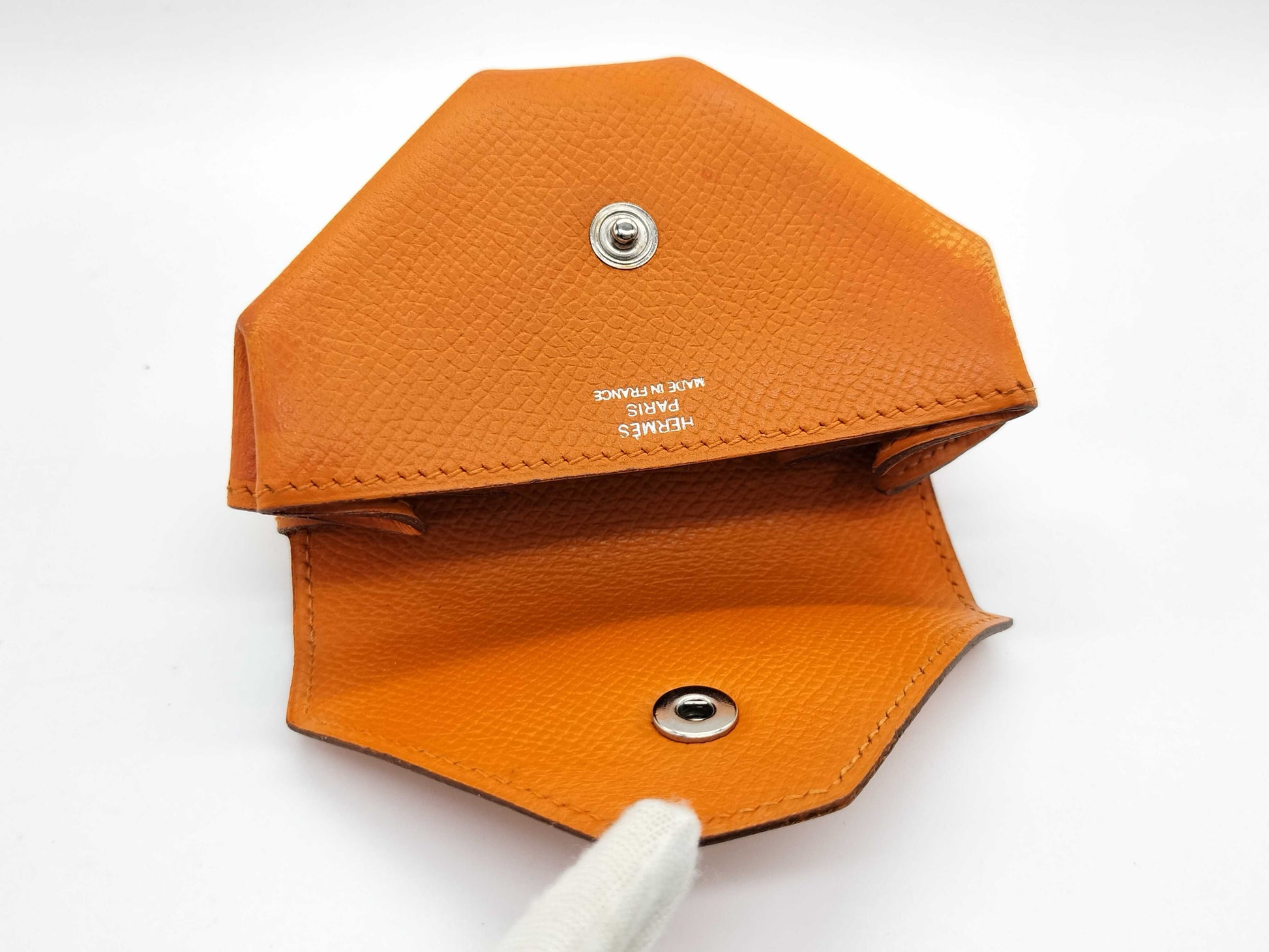 HERMES □L engraved Hermes coin case Ruban Quatre coin case