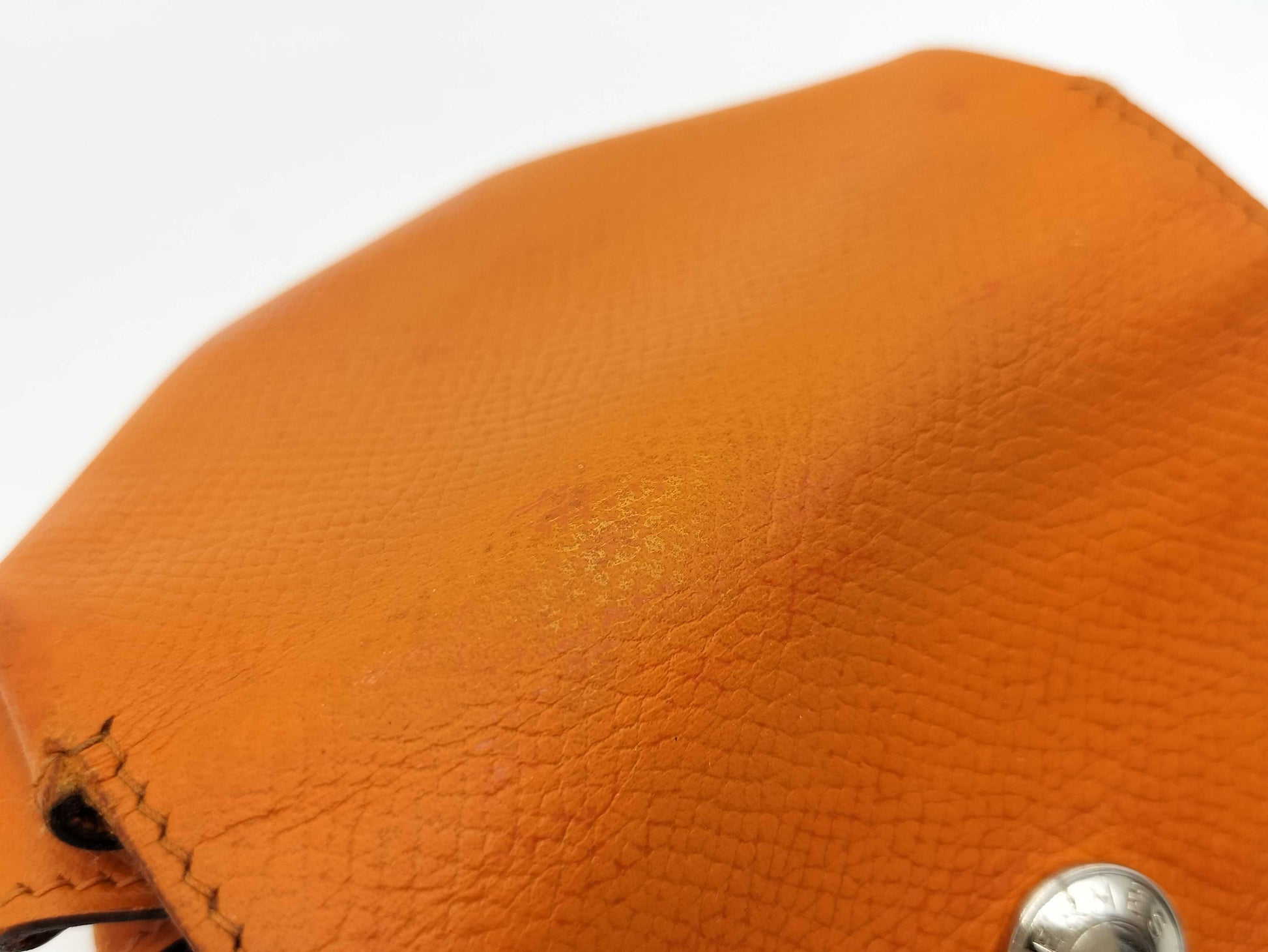 HERMES □L engraved Hermes coin case Ruban Quatre coin case