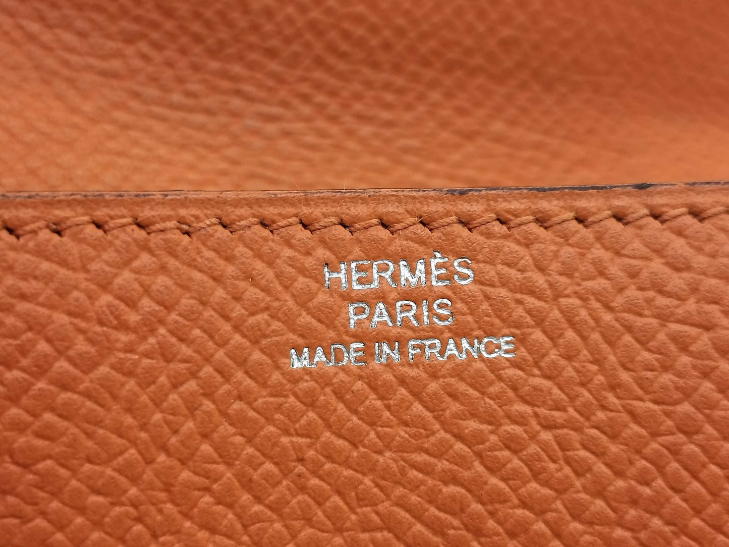 HERMES □L engraved Hermes coin case Ruban Quatre coin case