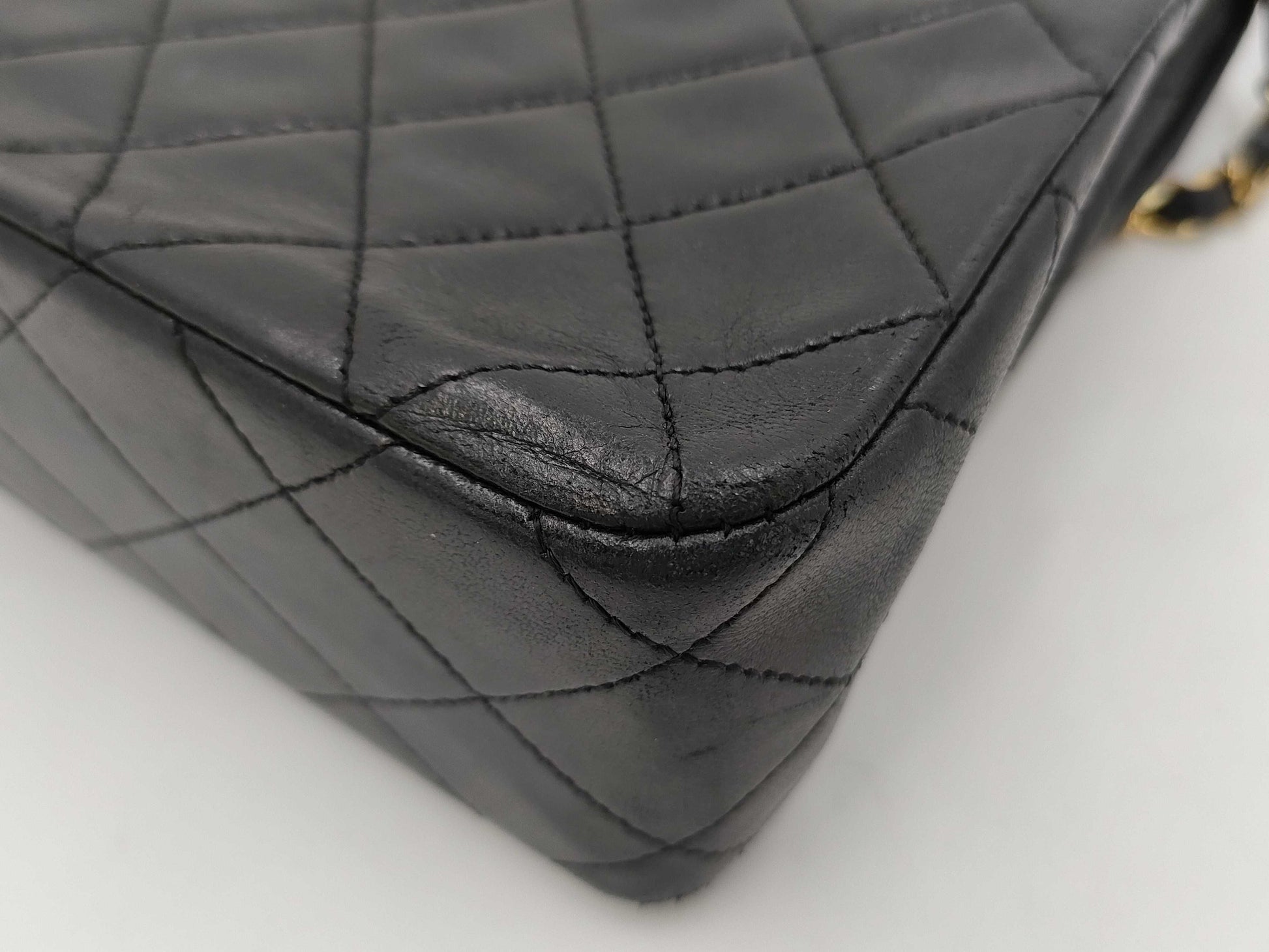 CHANEL Matelasse Chain G Hardware Shoulder Bag