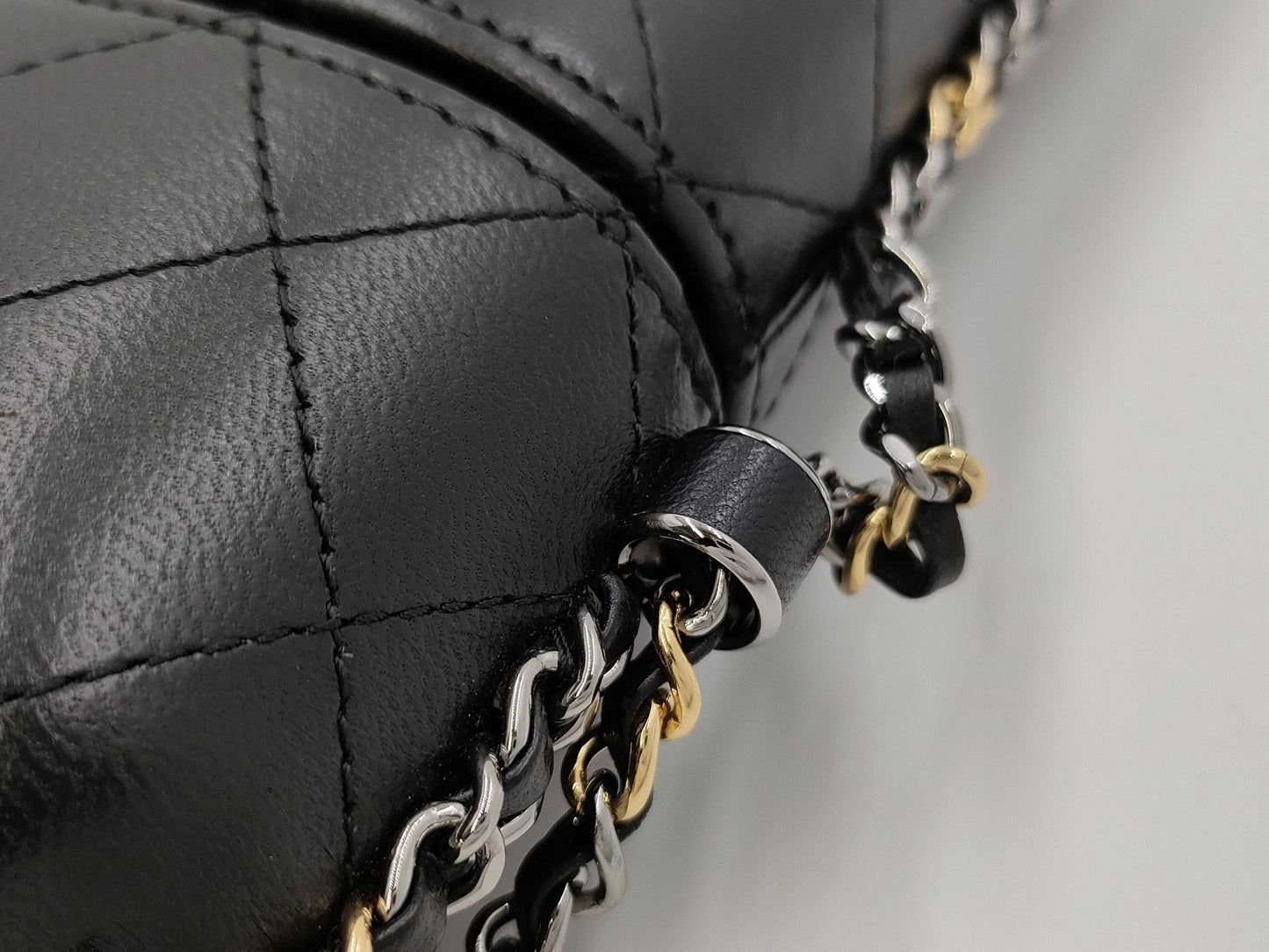 CHANEL Phone Case S/G Hardware Shoulder Bag