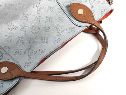 LOUIS VUITTON RFID verification failed. DR0139 Mahina Louis Vuitton Hina PM Mahina M52975 handbag.