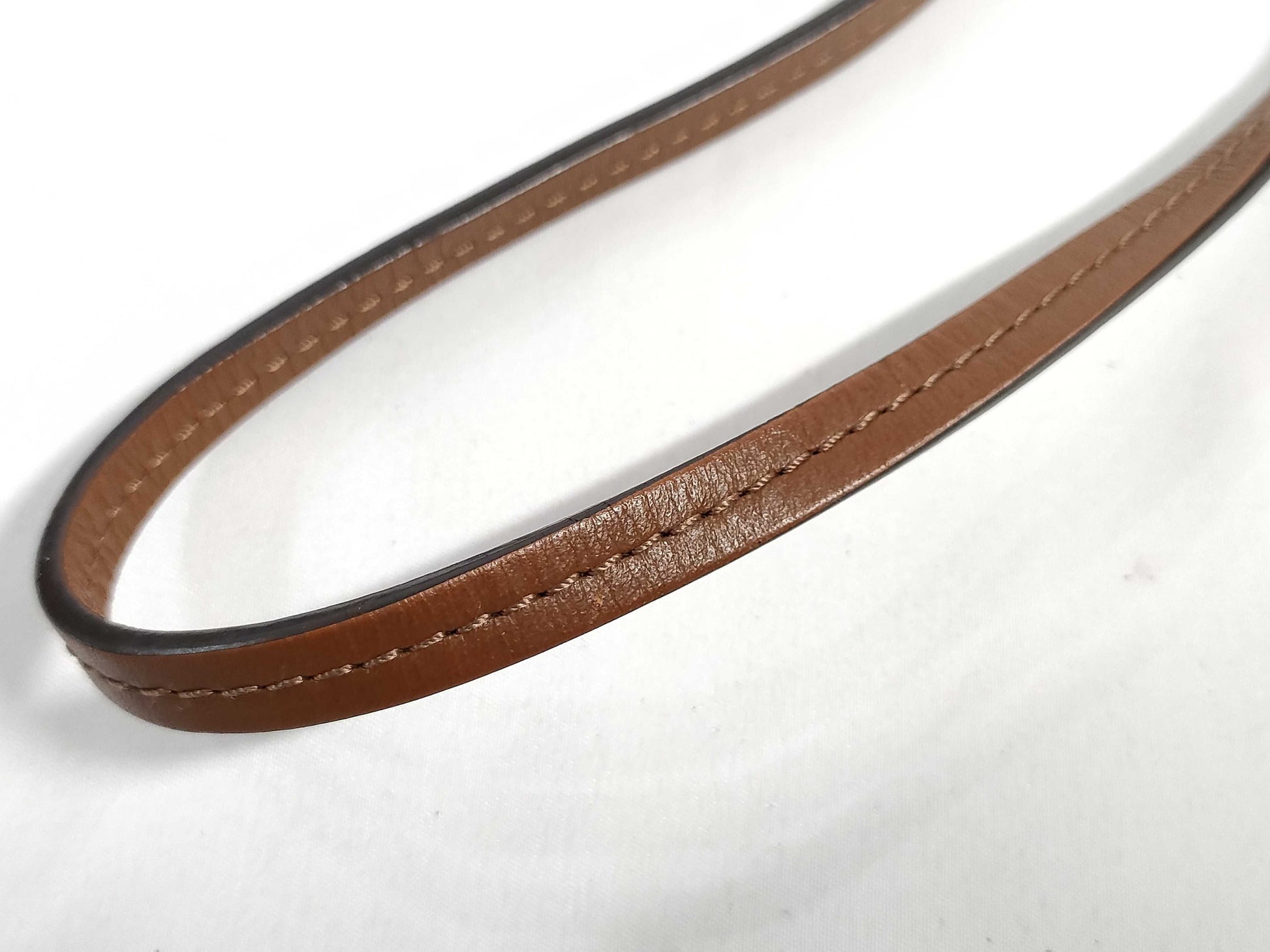 LOUIS VUITTON RFID verification failed. DR0139 Mahina Louis Vuitton Hina PM Mahina M52975 handbag.