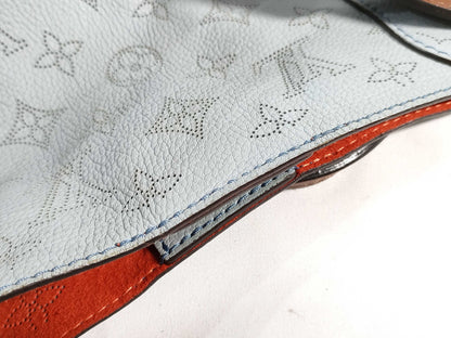 LOUIS VUITTON RFID verification failed. DR0139 Mahina Louis Vuitton Hina PM Mahina M52975 handbag.