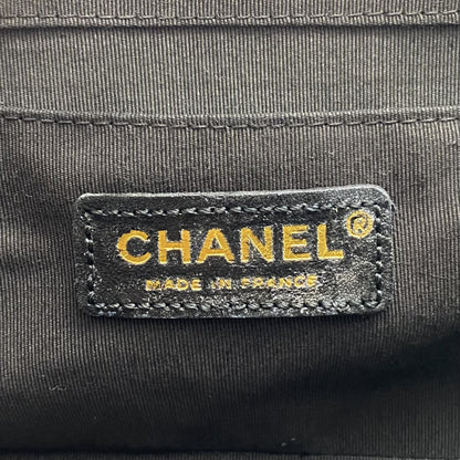 CHANEL CHANEL Matelasse Wave Stitch Turnlock Coco Mark Patent Leather Chain Hand Shoulder Bag