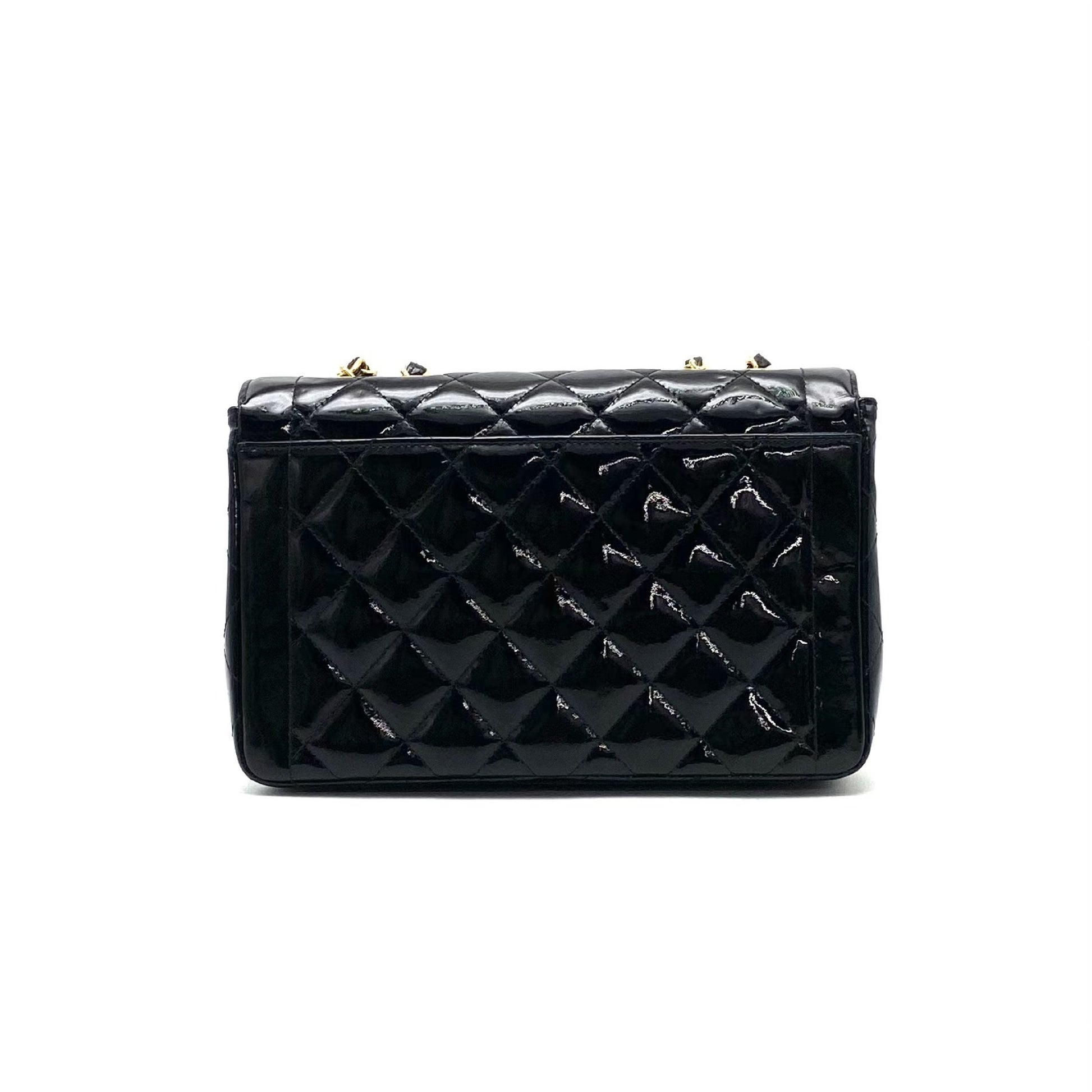 CHANEL CHANEL Matelasse Turnlock Coco Mark Diana Flap Patent Leather Chain Hand Shoulder Bag