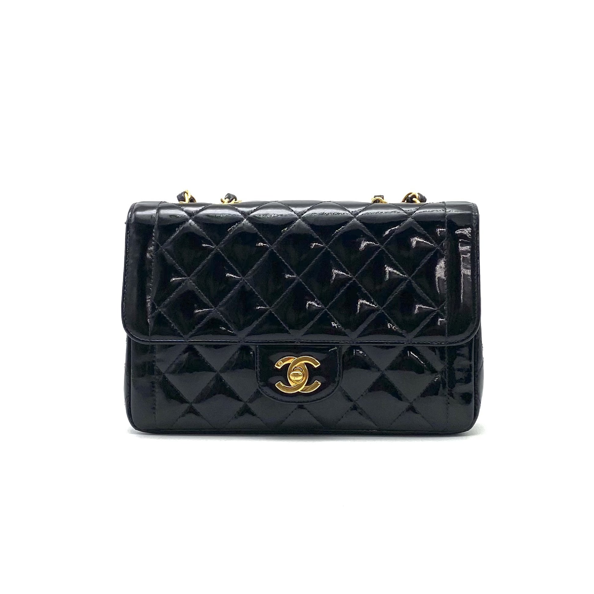 CHANEL CHANEL Matelasse Turnlock Coco Mark Diana Flap Patent Leather Chain Hand Shoulder Bag