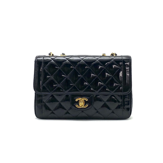 CHANEL CHANEL Matelasse Turnlock Coco Mark Diana Flap Patent Leather Chain Hand Shoulder Bag