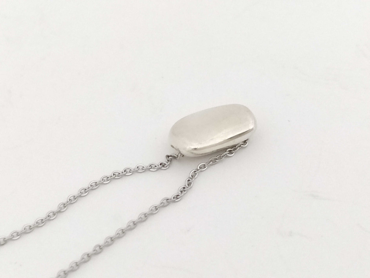 Tiffany & Co. Bean Tiffany Necklace Bean Beans Peretti 925 Necklace