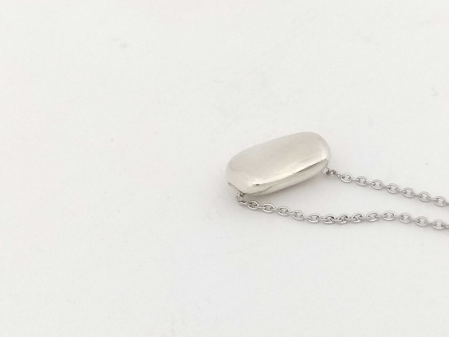 Tiffany & Co. Bean Tiffany Necklace Bean Beans Peretti 925 Necklace