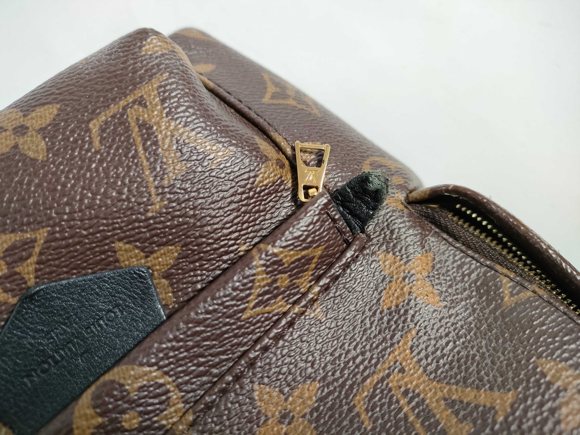 LOUIS VUITTON RFID verification failed. SD2156 Monogram M41562 Louis Vuitton Palm Springs Mini Backpack Monogram Rucksack