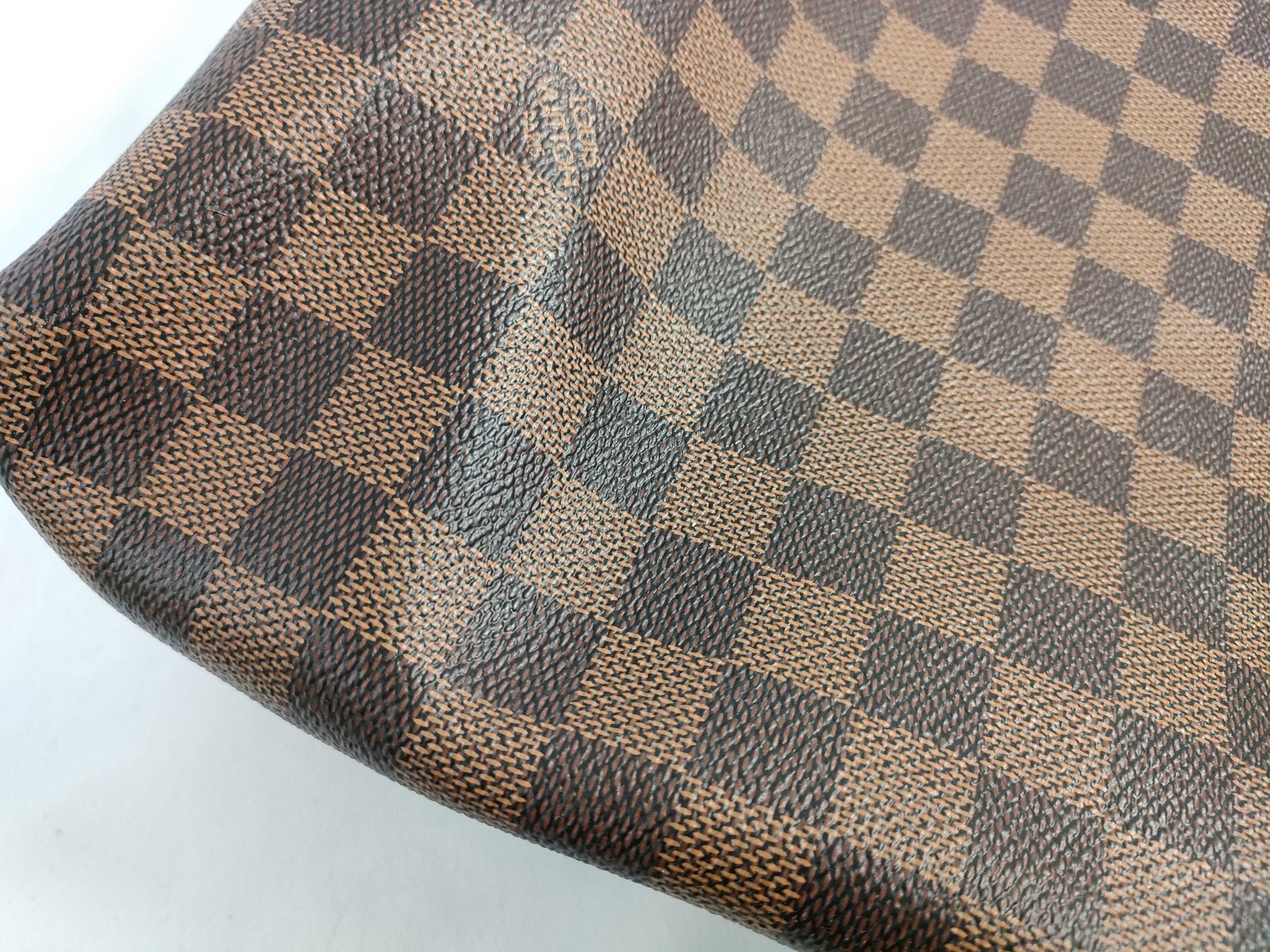 LOUIS VUITTON RFID Verified, Serial Number Unverifiable, Damier Louis Vuitton Graceful PM Handbag