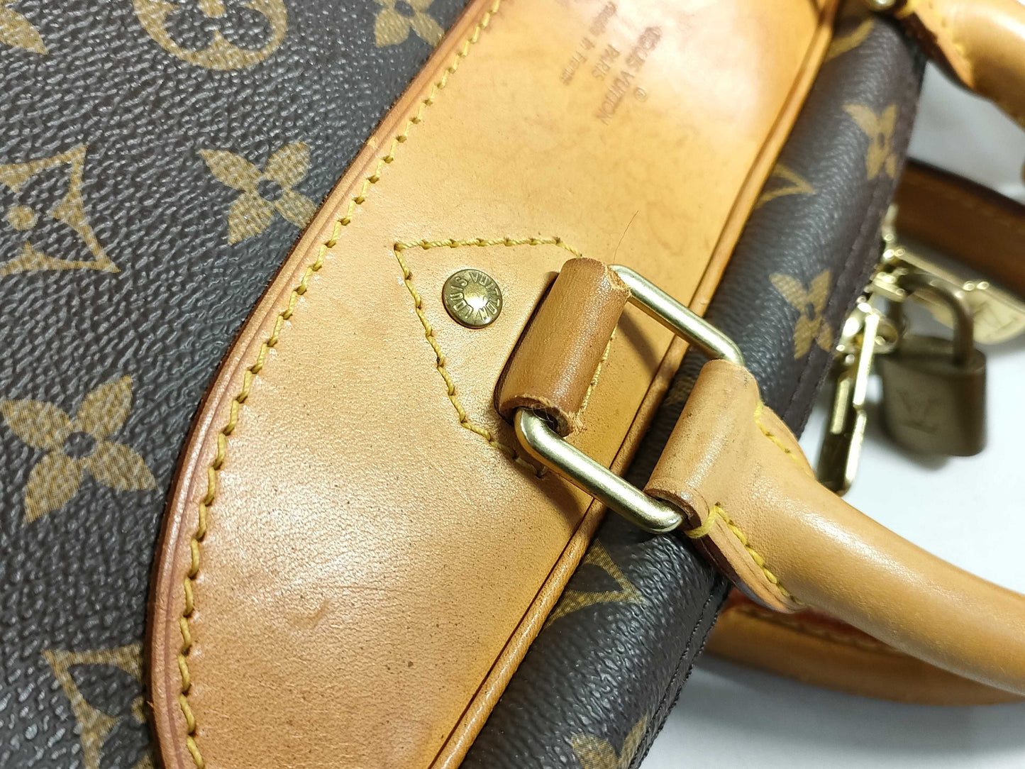 LOUIS VUITTON RFID verification failed. VI1918 Monogram Louis Vuitton Evasion Handbag.