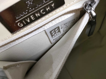 GIVENCHY GIVENCHY Handbag Handbag