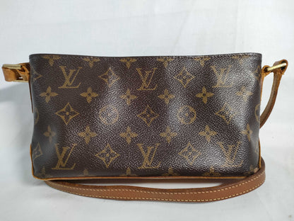 LOUIS VUITTON RFID verification failed. AR0072 Monogram LOUIS VUITTON M51240 Monogram Vuitton Monogram Trotter AR0072 Shoulder Bag