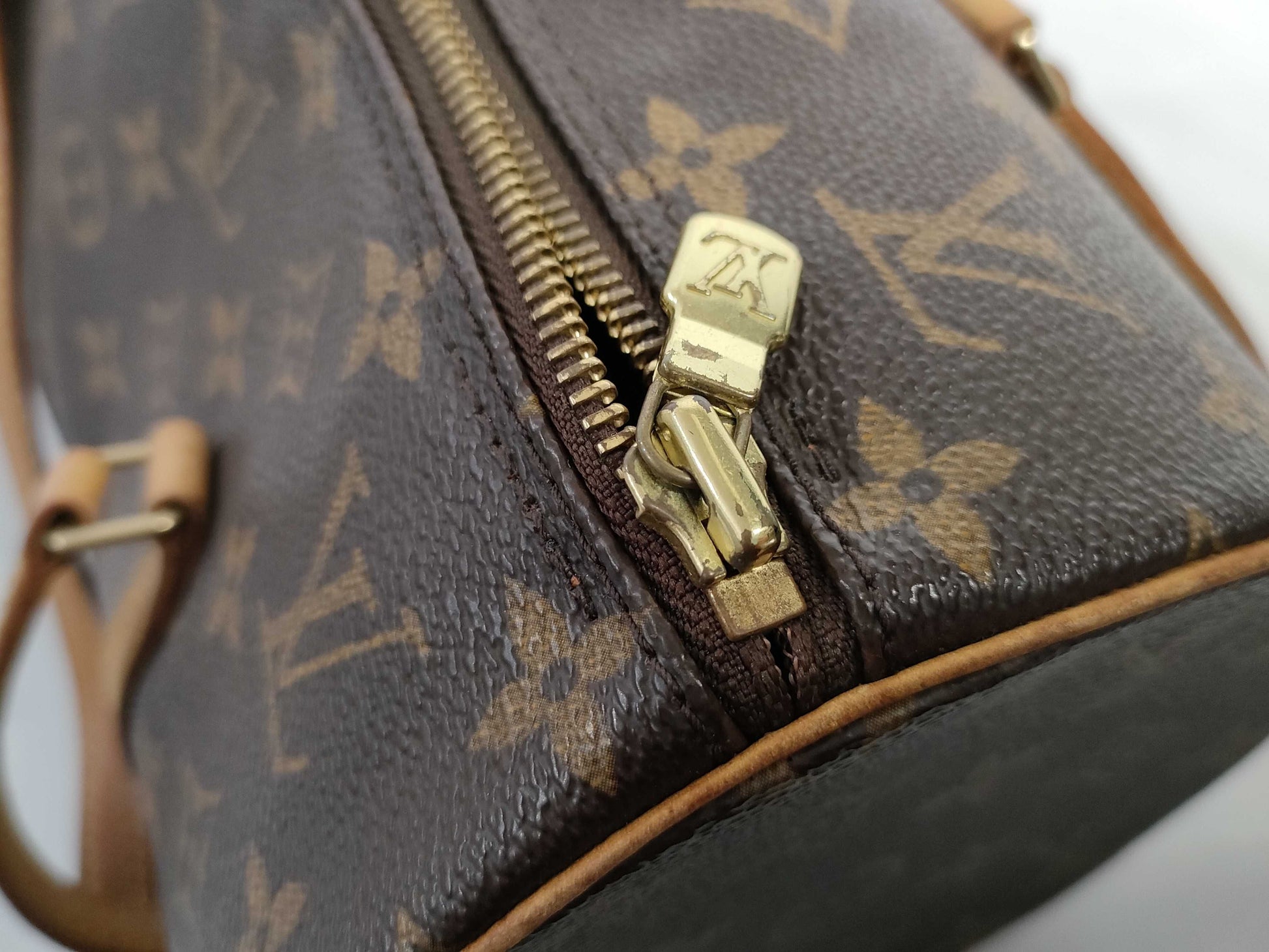 LOUIS VUITTON RFID verification failed SP0073 Monogram VUITTON M51385 Monogram M51385 Papillon 30? SA0035 Handbag