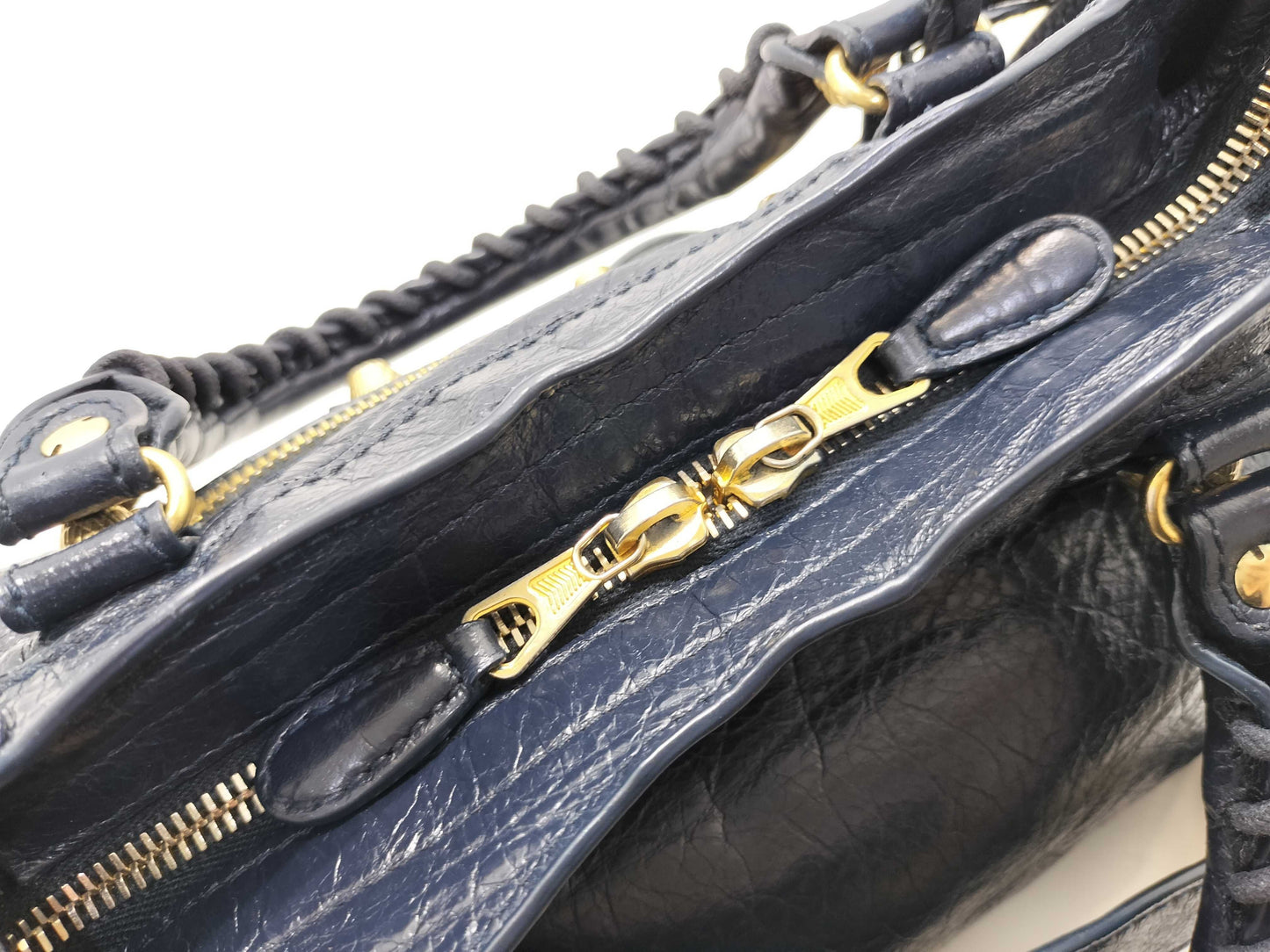 BALENCIAGA The Giant City BALENCIAGA The Giant City Shoulder Bag Handbag