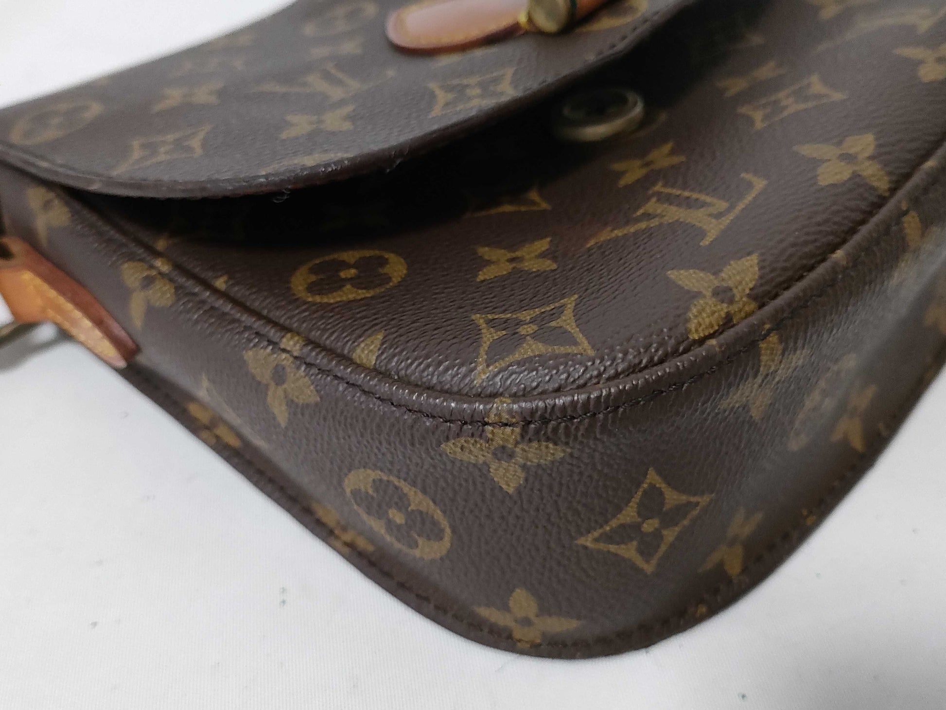 LOUIS VUITTON Monogram LV Mono Mini Saint-Cloud Shoulder Bag