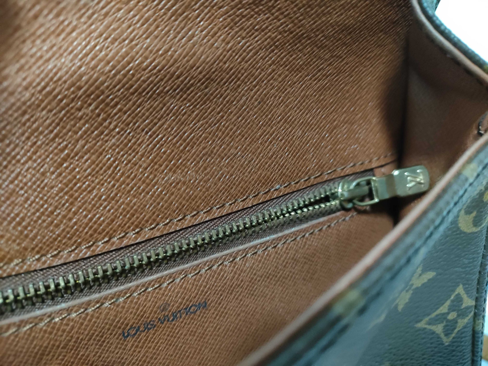 LOUIS VUITTON Monogram LV Mono Mini Saint-Cloud Shoulder Bag