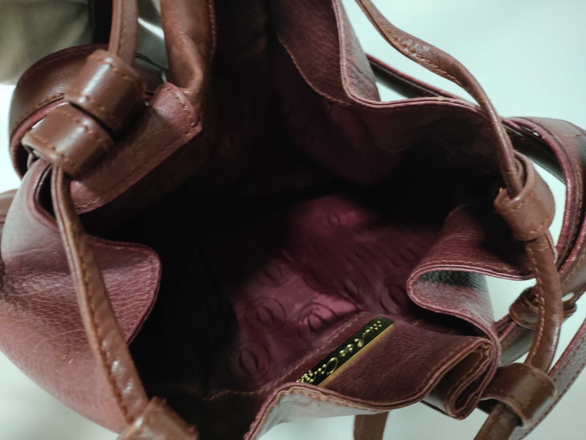 Cartier Must Cartier Bordeaux Must Shoulder Bag