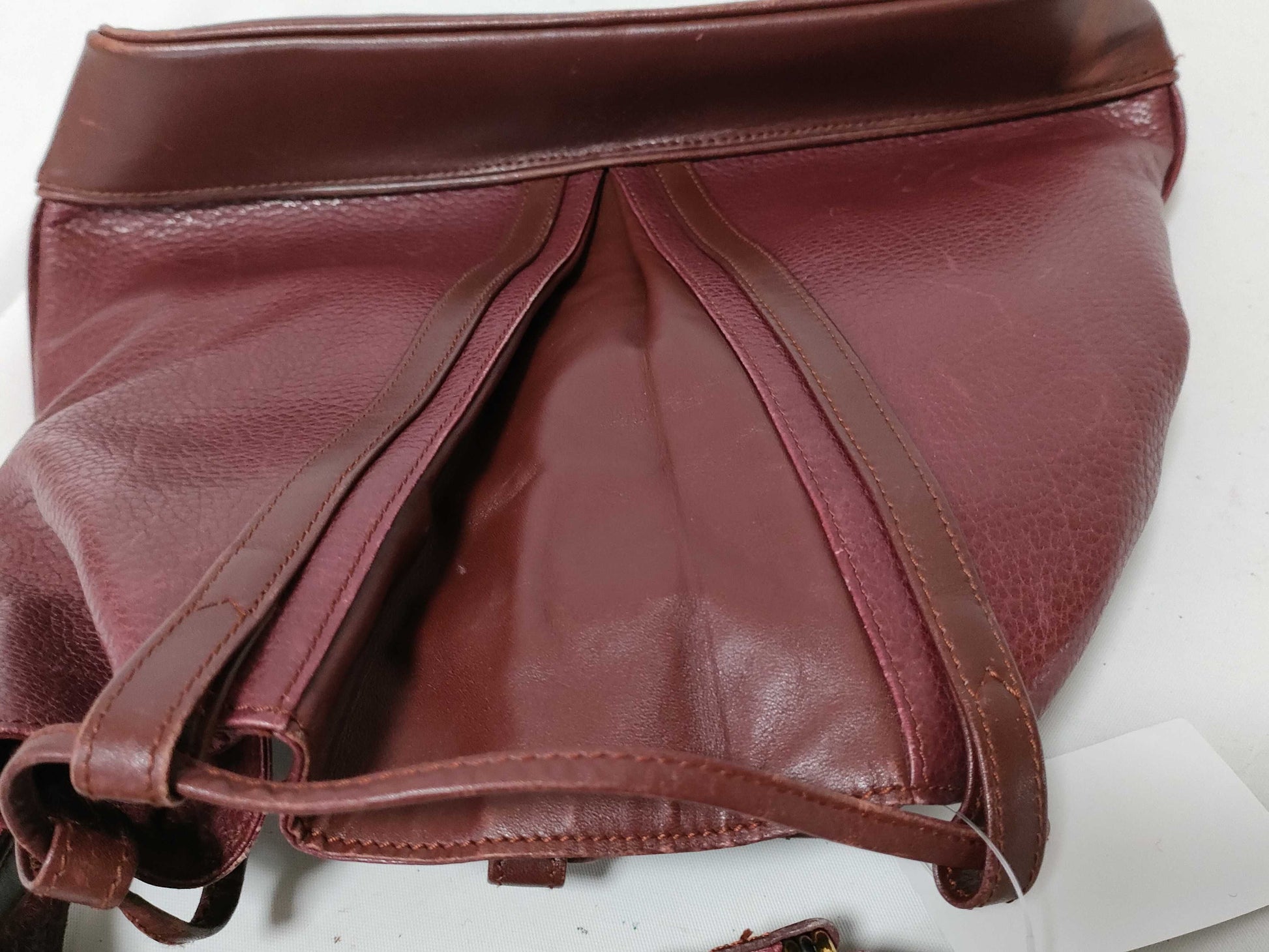 Cartier Must Cartier Bordeaux Must Shoulder Bag