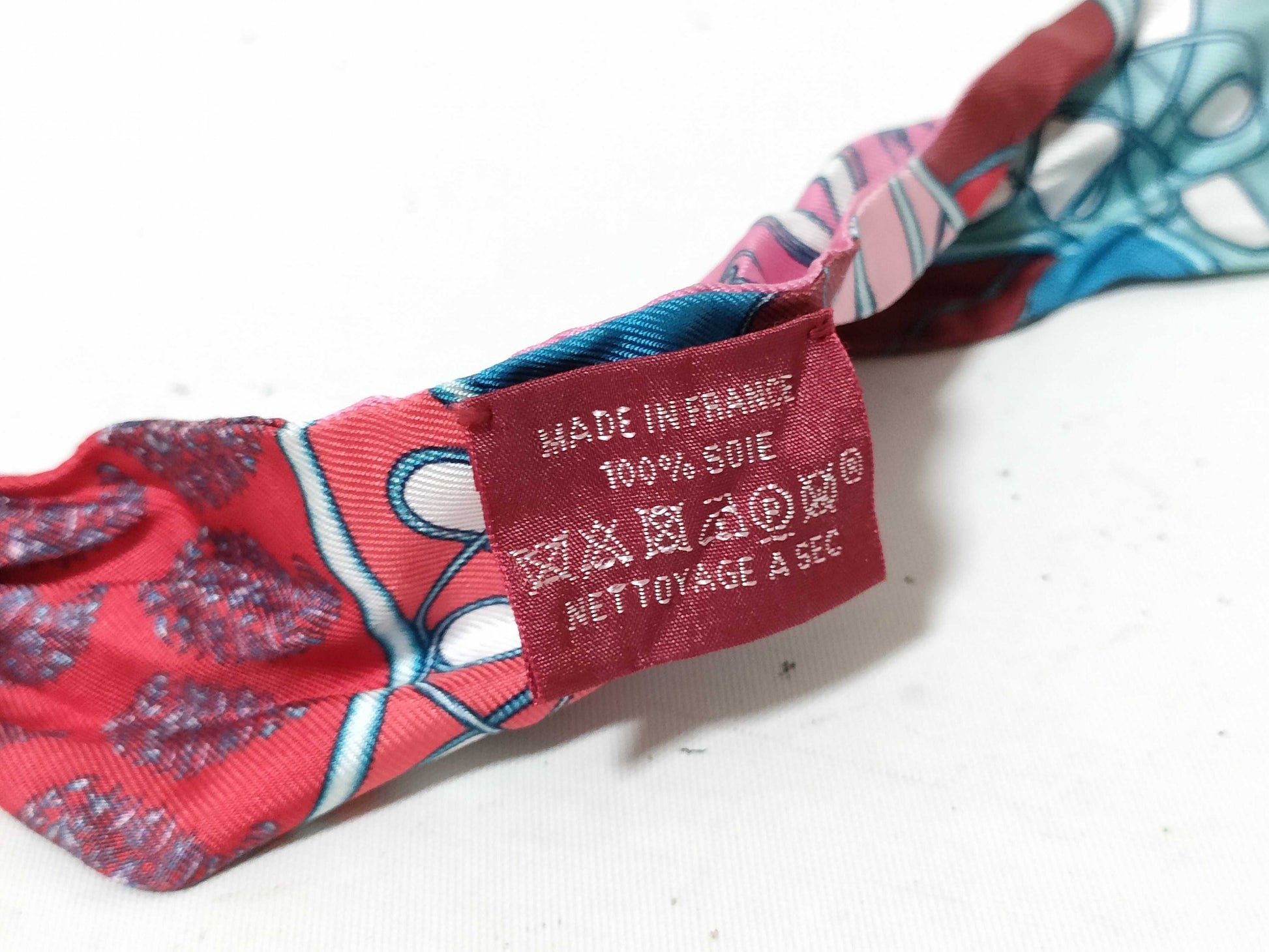 HERMES Twilly Hermes Twilly Scarf
