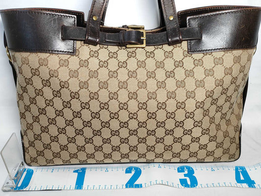 GUCCI GG Canvas Gucci Handbag