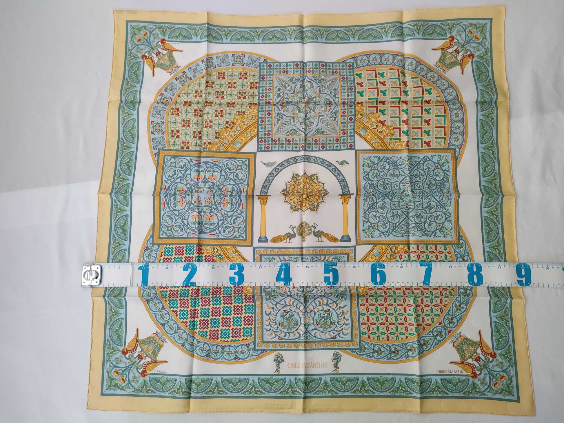 HERMES Carre Hermes Scarf Other Accessories