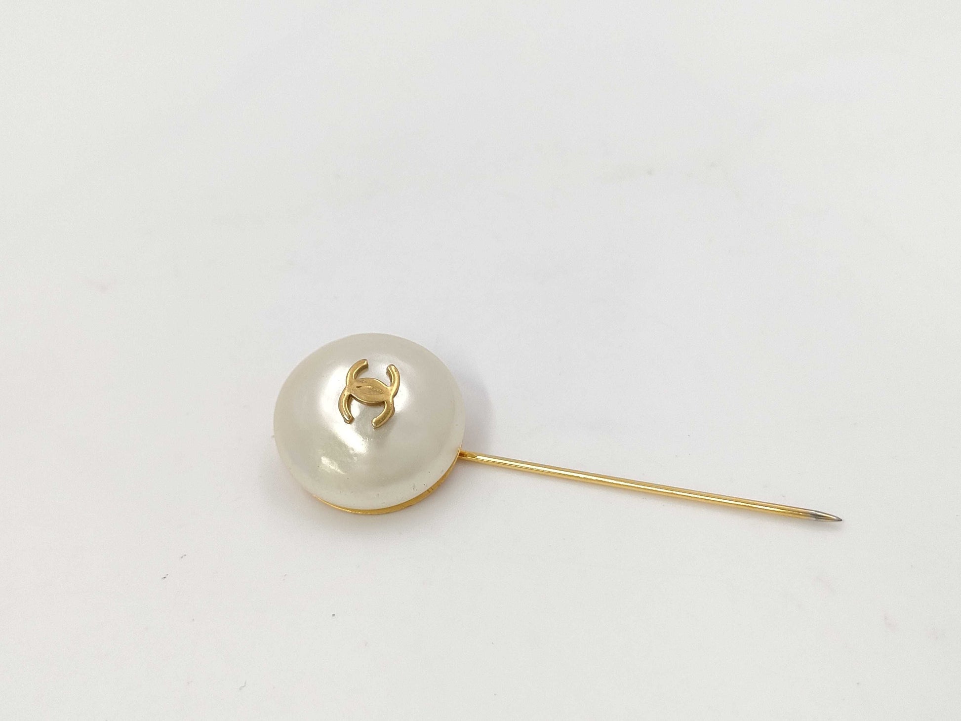 CHANEL Chanel brooch