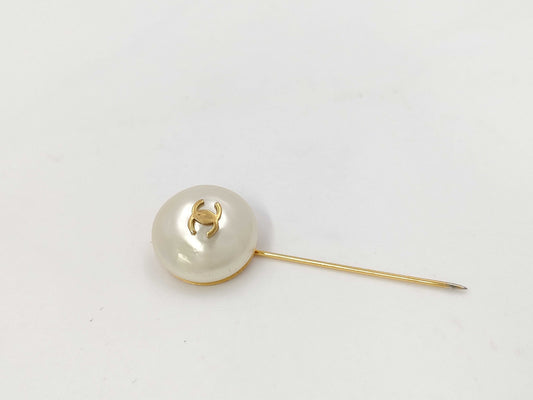 CHANEL Chanel brooch