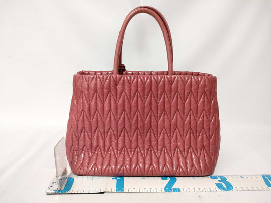Miu Miu 2-way shoulder bag with Matelasse logo and leather handbag