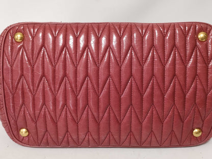 Miu Miu 2-way shoulder bag with Matelasse logo and leather handbag