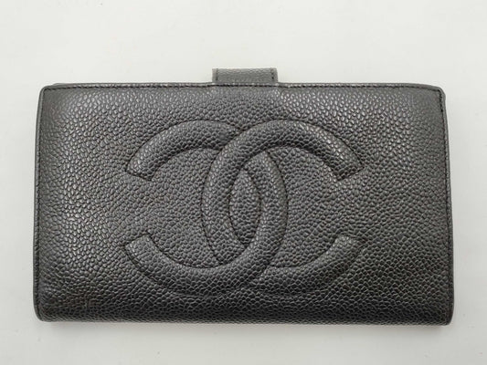 CHANEL Caviar Leather Bifold Wallet