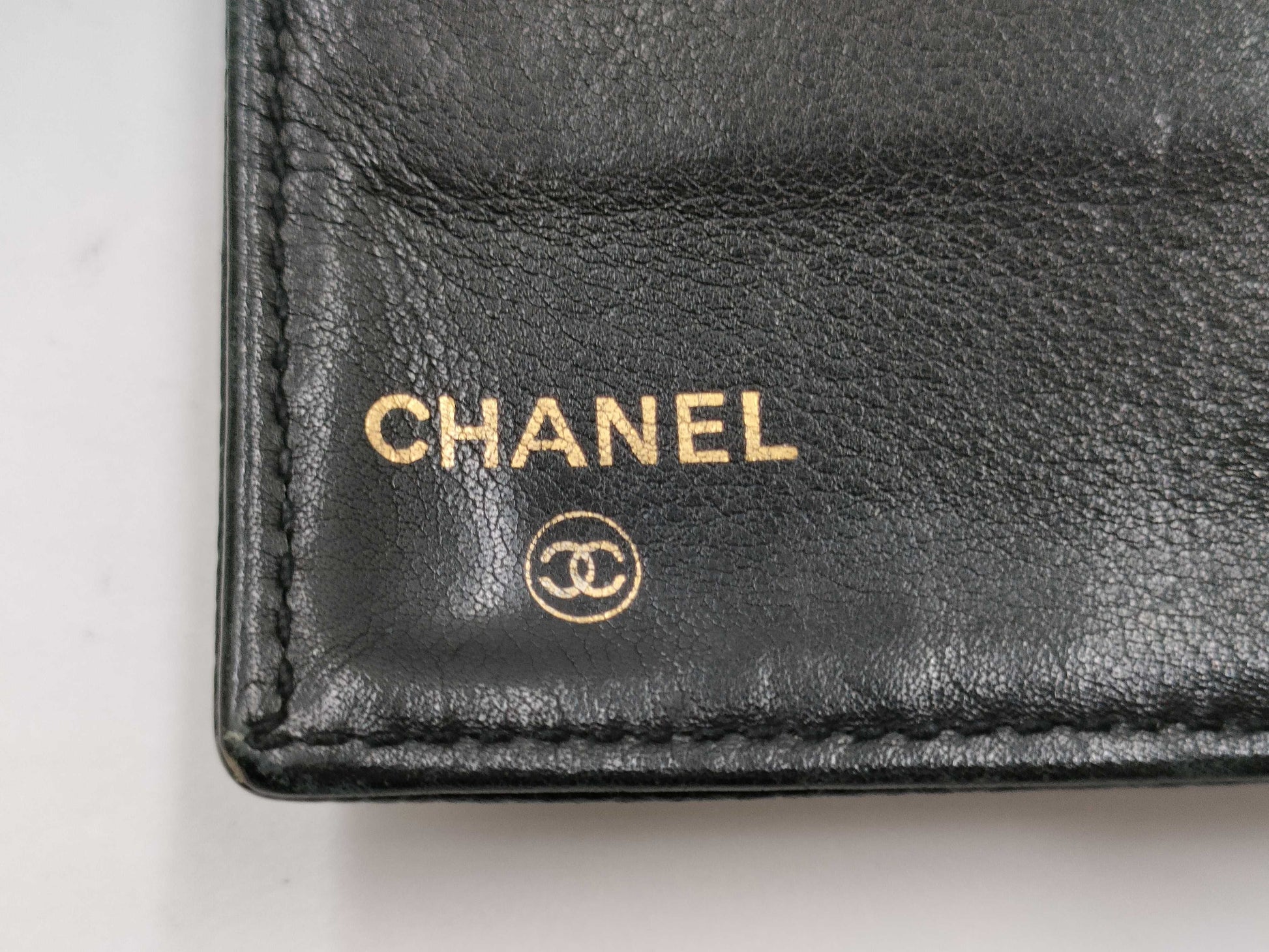 CHANEL Caviar Leather Bifold Wallet