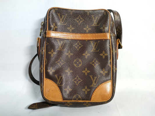 LOUIS VUITTON RFID verification failed. SL0052 Monogram Louis Vuitton Danube Shoulder Bag.