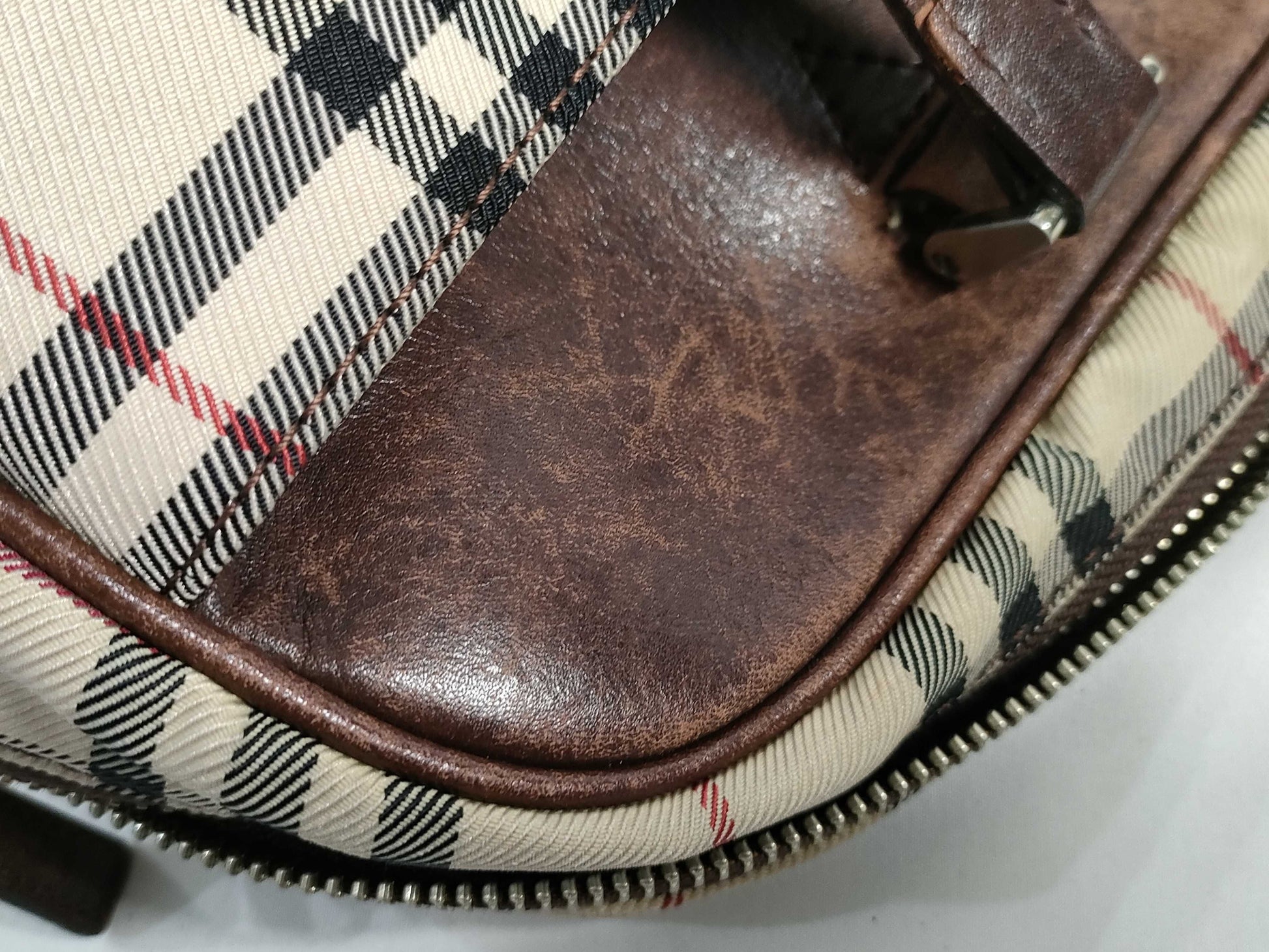 BURBERRY Nova Check Bag Handbag