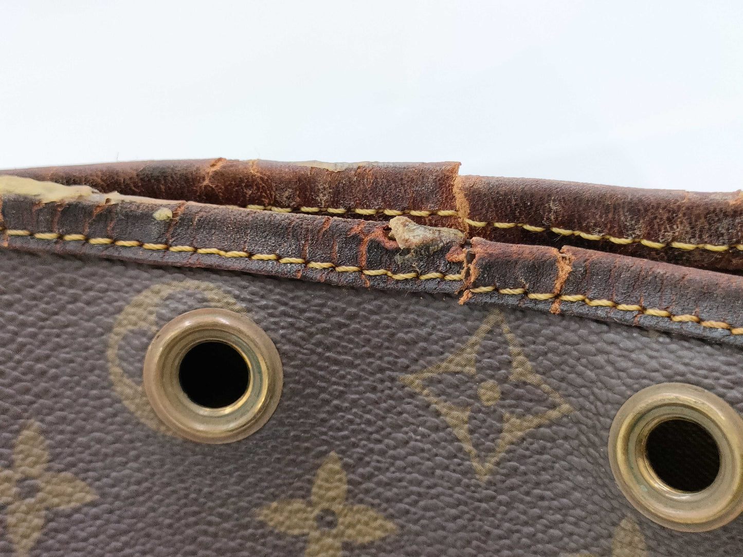 LOUIS VUITTON Monogram Petit Noe Brown Shoulder Bag