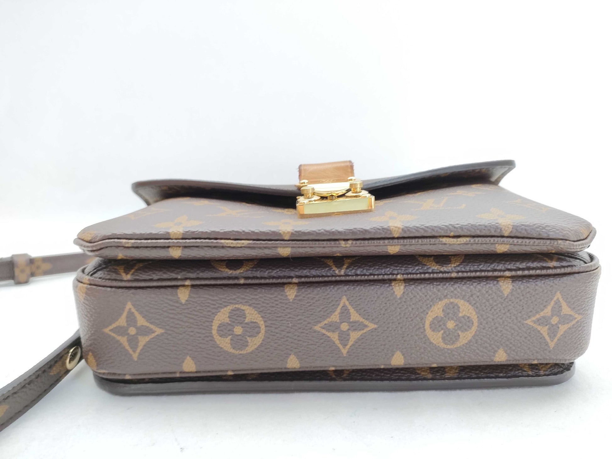 LOUIS VUITTON RFID Verified, Serial Number Unverifiable, Monogram Louis Vuitton Monogram Pochette Metis EW M46279 Brown RFID Enabled Shoulder Bag