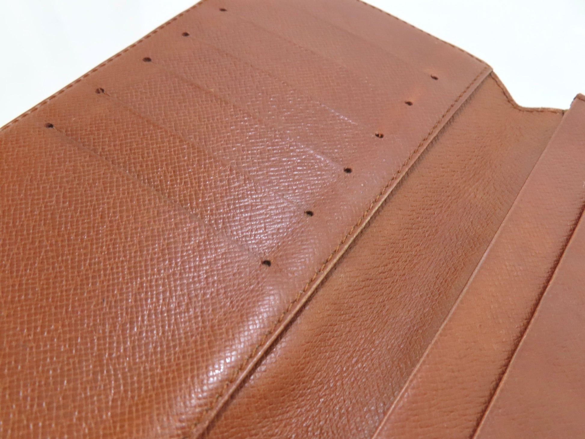 LOUIS VUITTON Monogram Louis Vuitton Monogram Porte Carte Credit Wallet