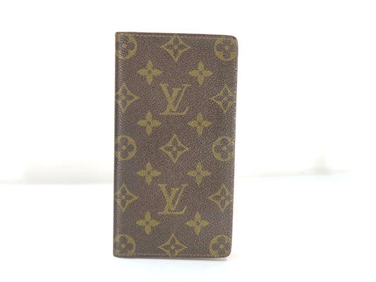 LOUIS VUITTON Monogram Louis Vuitton Monogram Porte Carte Credit Wallet