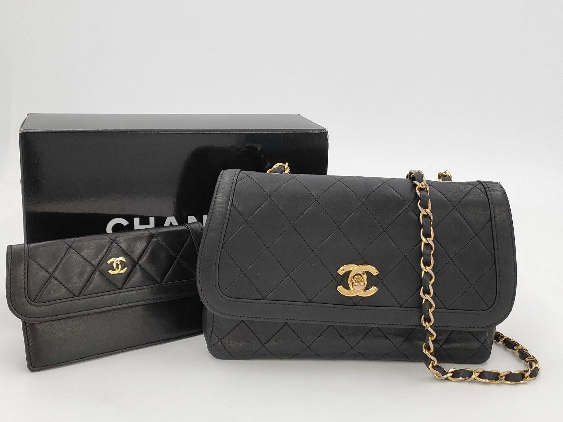 Vintage CHANEL Matelasse Lambskin Shoulder Bag