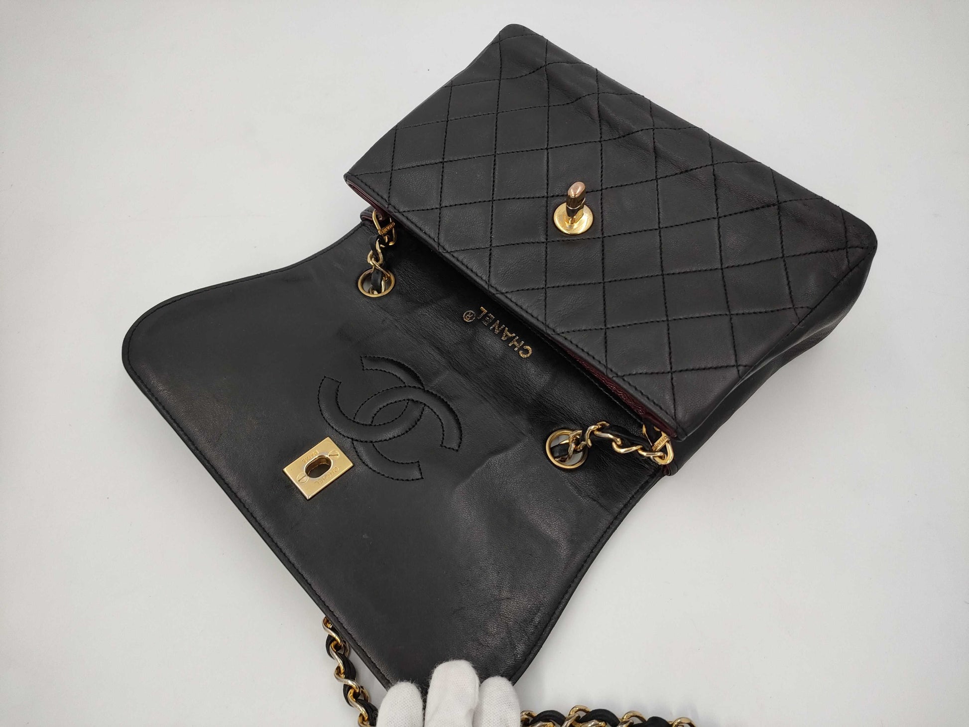 Vintage CHANEL Matelasse Lambskin Shoulder Bag