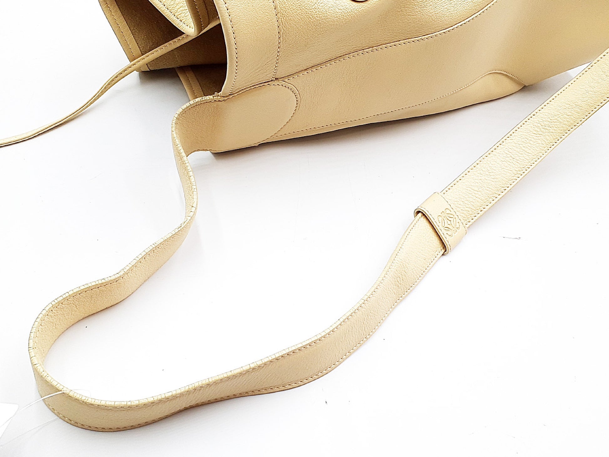 LOEWE Anton Gold Hardware Leather Shoulder Bag