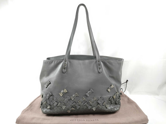 BOTTEGA VENETA Intrecciato Tote Bag